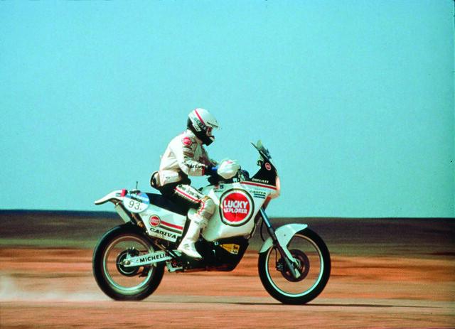 Lucky Explorer Cagiva Elefant 900.